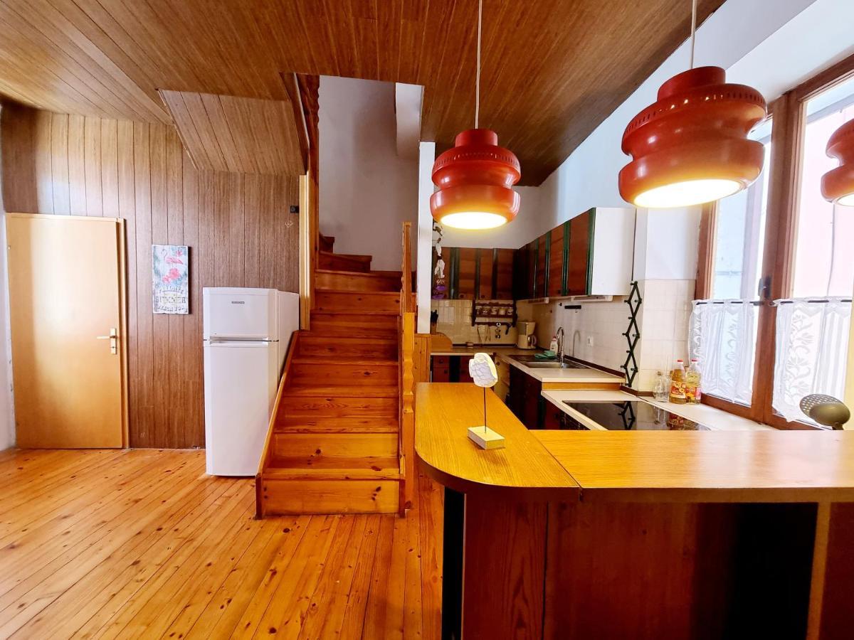 Hisa Delfinov - Old Dolphin House Apartment *